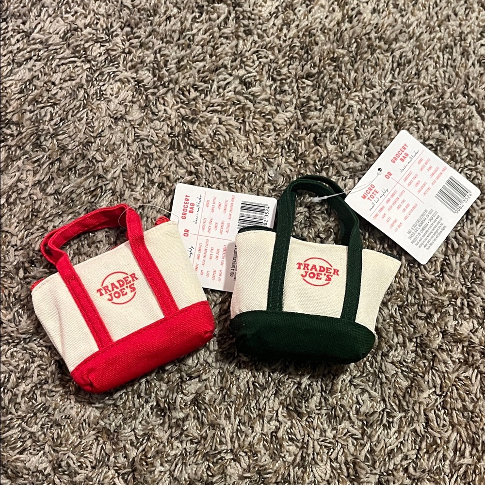 Trader Joe's Mini Tote Bag Set - Red and Green